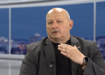 Trumpův plán ohrožuje britské zisky. Analytik Štefec o skutečném důvodu setkání v Paříži